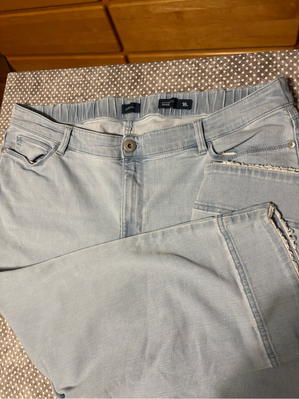 J.Jill Light Blue denim cropped - Picture 2 of 2